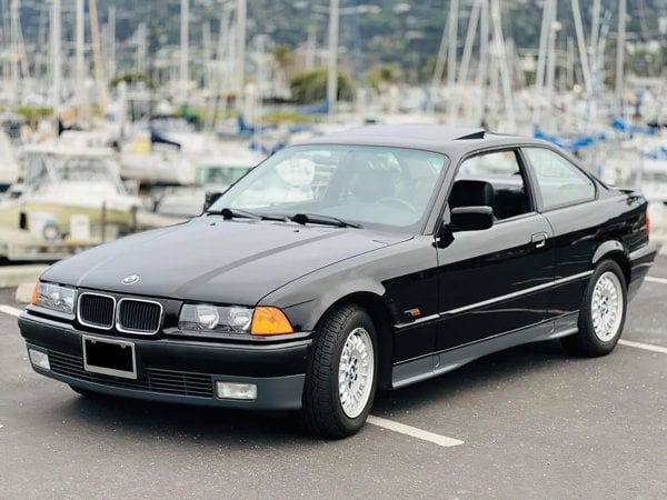 BMW E36 318is
