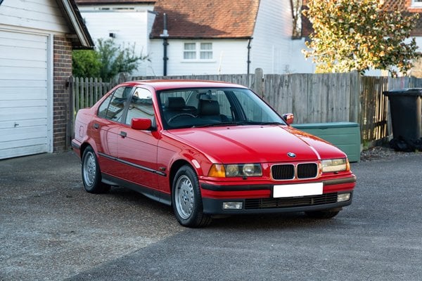 BMW E36 320i