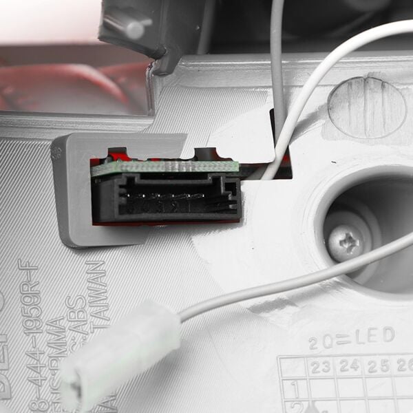 Bmw E92 Dış Stop - Sağ ( 08-13 ) | Depo