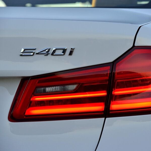 Bmw 540i Krom Yazı |İthal Ürün