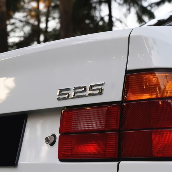 Bmw 525 Çizgili Krom Yazı | İthal Ürün