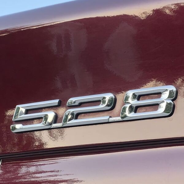 Bmw 528 Çizgili Krom Yazı | İthal Ürün