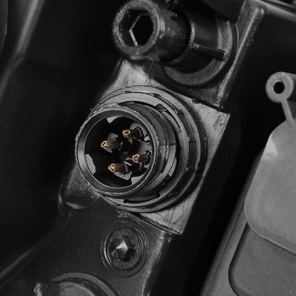 Bmw E36 Merceksiz Far Sol - Beneksiz | Depo