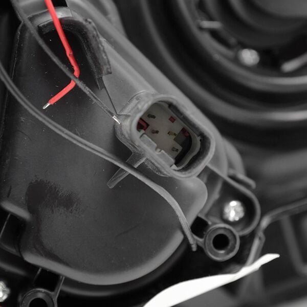 Bmw E39 Sağ Sarı Sinyalli Çerçeveli Angelli Far - Siyah ( 01 - 03 ) | Trv