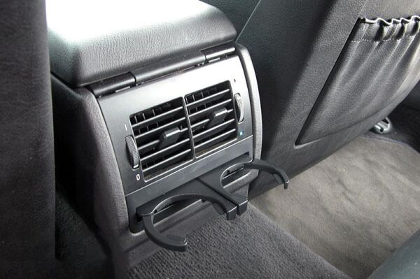 Bmw E39 Arka Bardaklık - Fonksiyonlu | Wender