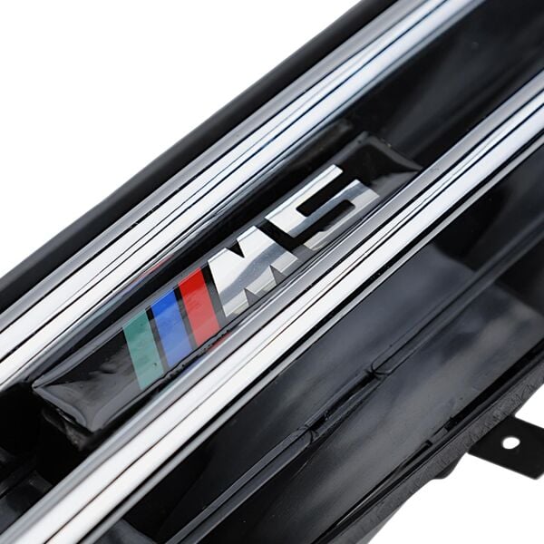 Bmw E60 Çamurluk Izgarası Ön Sol - M5 | Famalli