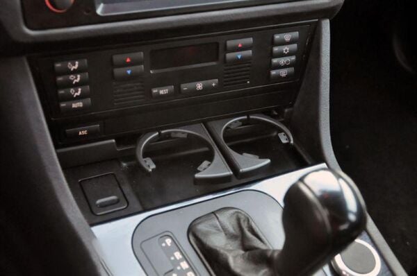 Bmw E39 Ön Bardaklık - Fonksiyonlu | Febi