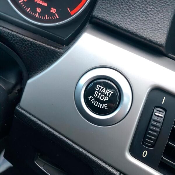 Bmw E60 E70 E84 E90 Siyah Start Stop Düğmesi | İthal