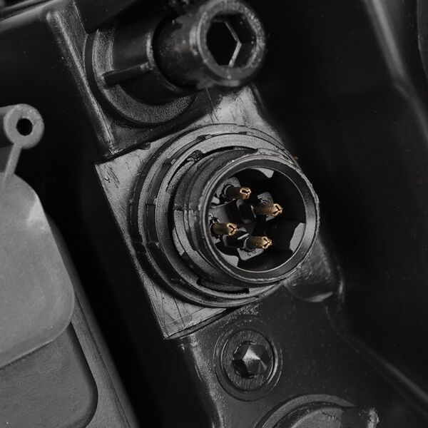 Bmw E36 Merceksiz Far Sağ - Beneksiz | Depo